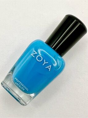 NEW Zoya “Robyn” - RARE Retired Shade